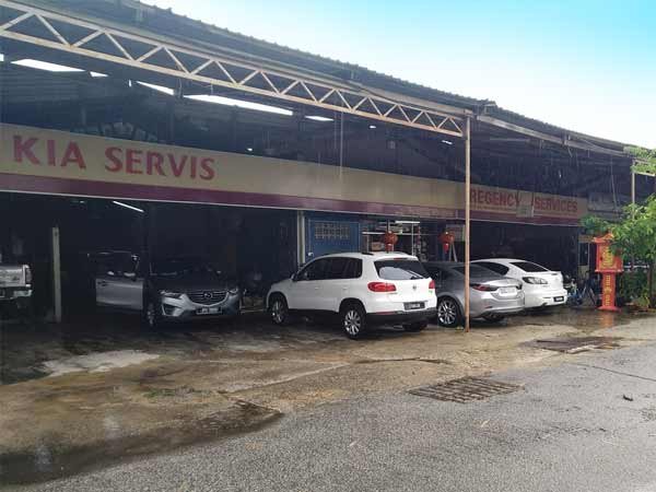REGENCY AUTO PARTS & SERVICES SDN BHD